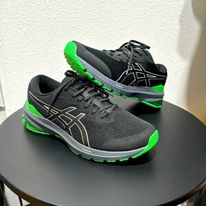 ASICS men’s 10.5 used twice excellent shoe gt-1000